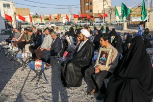 رونمایی از کتاب درناهای قصه میناب در قم رونمایی از کتاب درناهای قصه میناب در قم